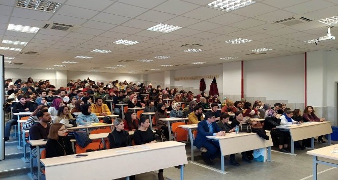 Üniversite de "Üreme Sağlığı" paneli düzenlendi