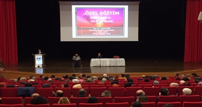 Engelli’nin, "dünü, bugünü, yarını" konferansı verildi