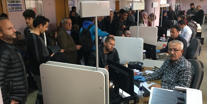 Dedikodu nüfüs müdürlüklerinde yoğunluğa neden oldu!