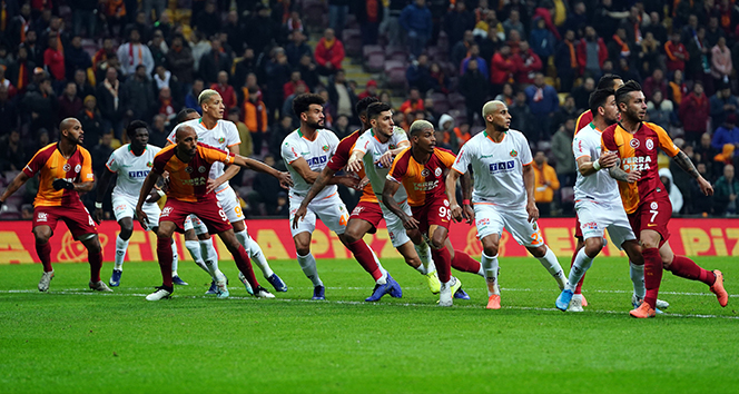 Galatasaray, Alanyaspor&#039;a kaybetmiyor