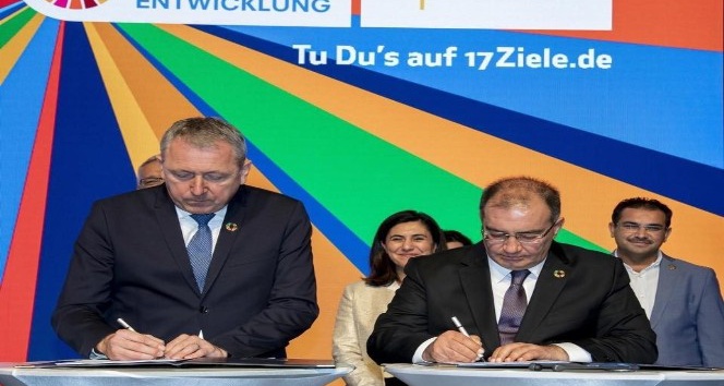 Toplum ve Kurs Merkezinin yapım protokolü imzalandı