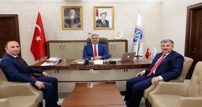 Üniversite hocaları ilköğretimlere açılıyor