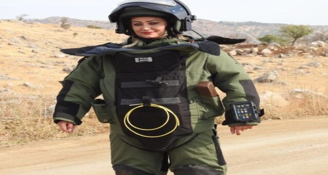 Kadın bomba imha uzmanı şehit