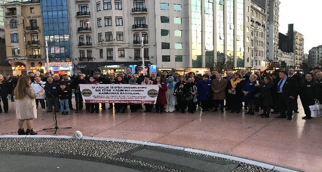 Türk tarihinin ilk kadın mitinginin yüzüncü yılı Taksim’de kutlandı