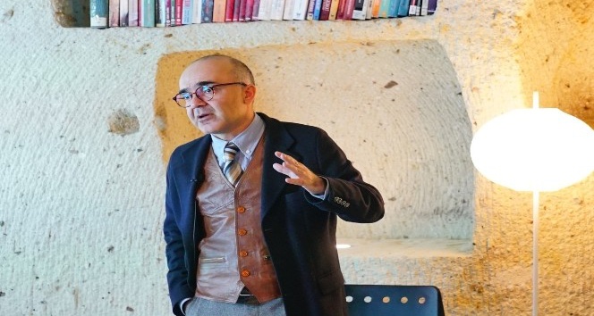 Siyaset Bilimcisi Barış Doster, Kapadokya Üniversitesinde seminer verdi