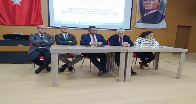 Mazıdağı’nda eğitimde başarının arttırılması toplantısı