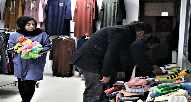 İlmekler lösemili çocuklar için atıldı