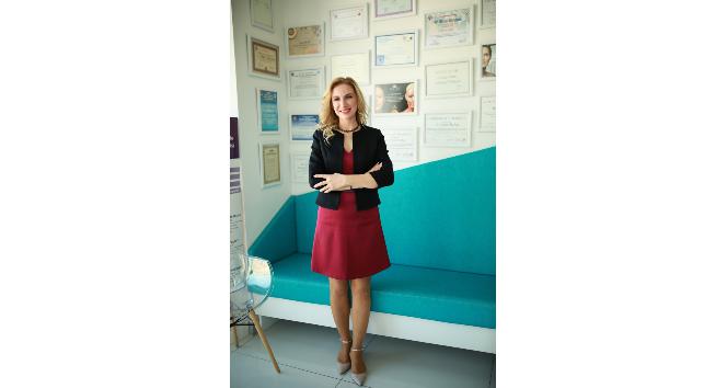 Göz makyajı yaparken dikkat