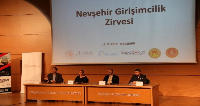 NEVÜ’de “Nevşehir Girişimcilik Zirvesi” düzenlendi