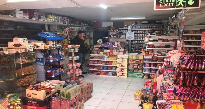 Ürgüp’te okul kantinlerinde şırıngalı çikolata denetimi yapıldı