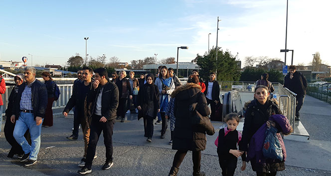 Aksaray- Yenikapı arasında metro raydan çıktı iddiası