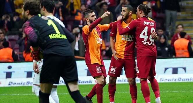 Galatasaray bu sezon 5. kez penaltıdan gol buldu