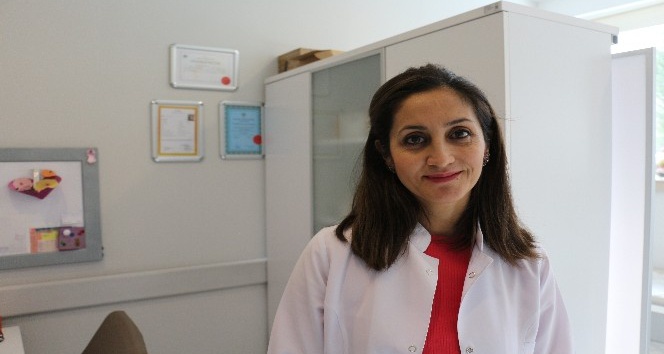 Uzman Dr. Gönülalan: "Teknoloji kendini inceltirken, maalesef bizleri kalınlaştırdı"