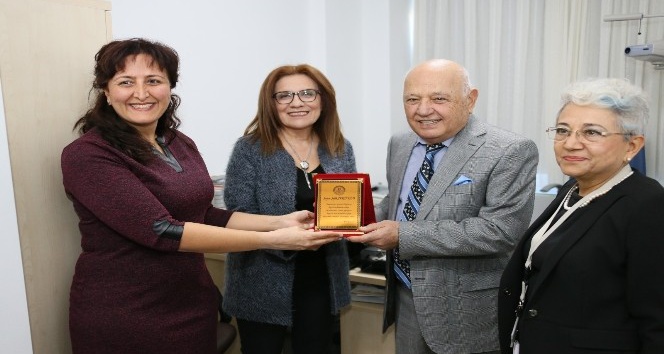 JANTSA’nın Kurucusu Şefik Çerçioğlu’ndan Tıp Fakültesi Hastanesi’ne anlamlı hediye