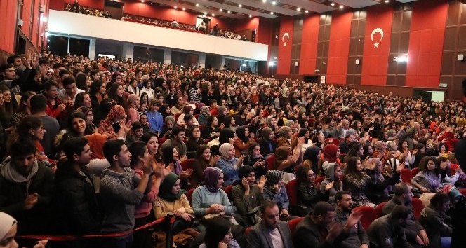 Mardinli gençler, Buray konseriyle doyasıya eğlendi