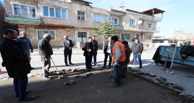 Nevşehir Belediye Başkanı Arı, Sümer Mahallesinde incelemelerde bulundu