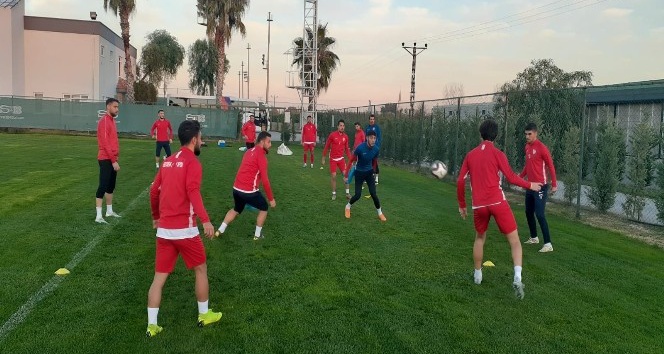 Nevşehir Belediyespor 2.devre için Antalya’da güç depoluyor
