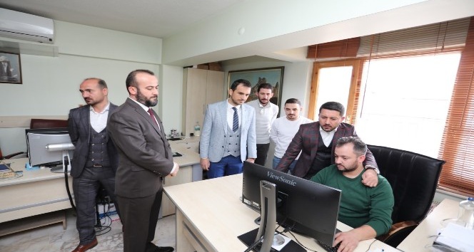 Nevşehir Belediye Başkanı Arı, hizmet birimlerini ziyaret etti