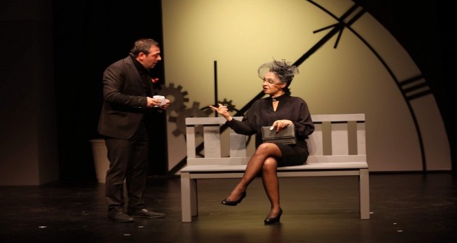 Tiyatro Anadolu’dan "Yolcular" prömiyeri