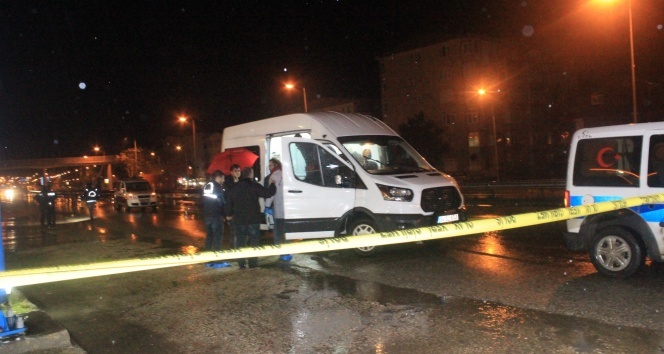 Silahlı kavgaya müdahale eden bekçi vuruldu