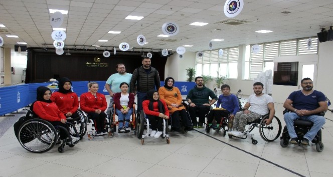 (Özel) Şarkıcı Alişan: ”Gerçek Alişan’mış gibi davranmış artık kendini ben sanıyor herhalde”