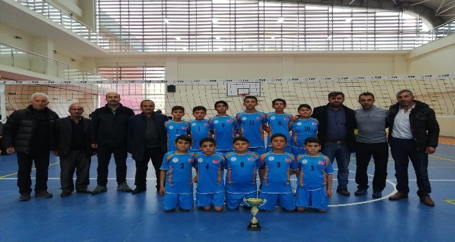 Köy okulu voleybolda Nevşehir şampiyonu oldu