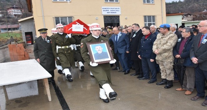 Kore gazisi, son yolculuğuna uğurlandı