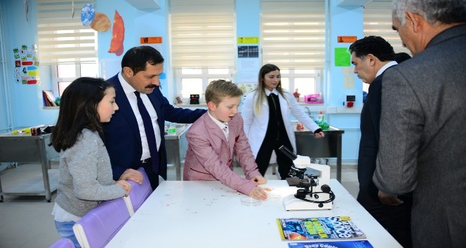 Ardahan’da Bilim ve Sanat Merkezi (BİLSEM) yeni hizmet binasında hizmete başladı