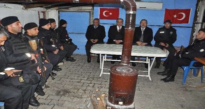 Vali Pehlivan, güvenlik güçlerini yalnız Bırakmadı
