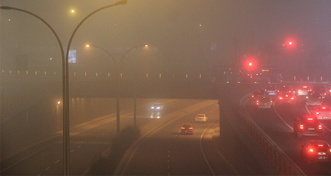 Şanlıurfa’da yoğun sis etkili oldu, trafik durma noktasına geldi