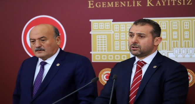 AK Parti Erzincan Milletvekilleri, 2019 yılı çalışma ve yatırımların değerlendirmesini yaptı