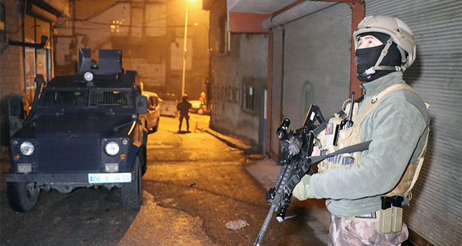 Gaziantep’te 727 polisli uyuşturucu operasyonu