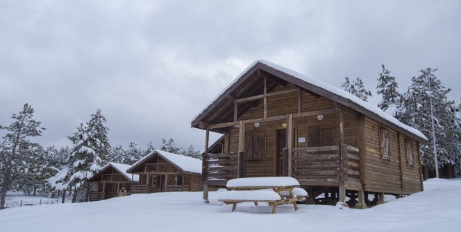 Akdağ beyaz gelinliği giydi