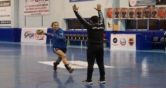 Kastamonu Belediyespor, EHF Kupası maçlarının hazırlıklarını tamamladı