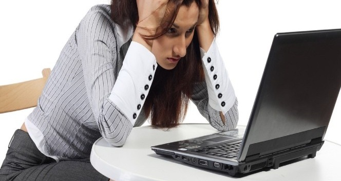 "Dirsekler masaya dayanmamalı"