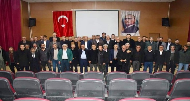 AK Parti Mardin İl Başkanı Kılıç muhtarlar ile bir araya geldi