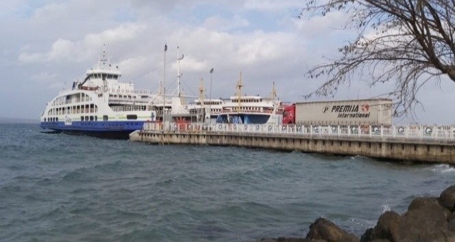 Çanakkale’de bazı ada seferleri iptal edildi