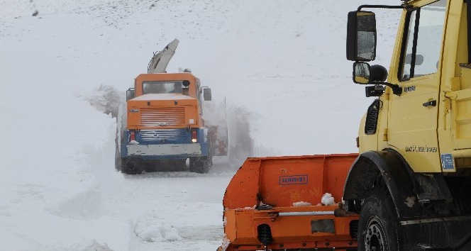 Elazığ’da 42 köye kar nedeniyle ulaşım sağlanamıyor