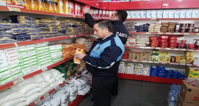 Suluova’da zabıta ekipleri market ve bakkalları denetledi