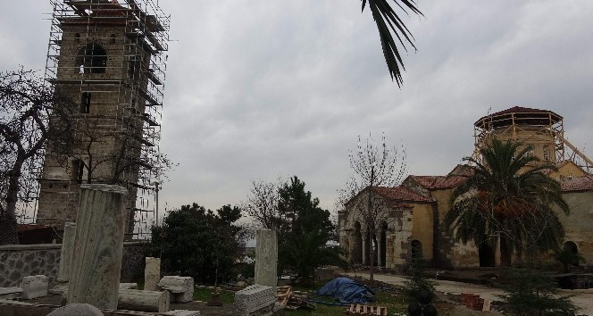Ayasofya Camisi’nde süren restorasyon çalışmalarında sona geliniyor