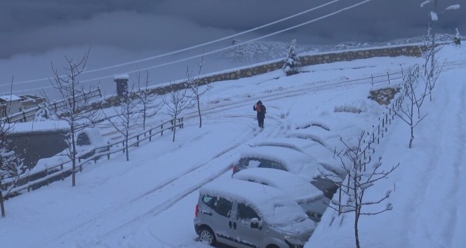 Karaman’ın Ermenek ilçesinde eğitime kar engeli