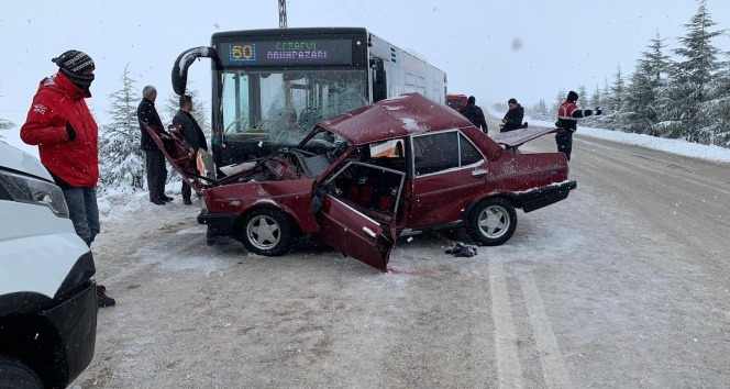 Başarılı genç avukat kazada hayatını kaybetti