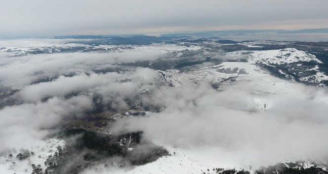 Sinop’ta kar yağışı havadan görüntülendi