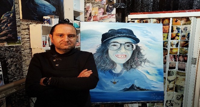 (Özel) Ölümüyle Türkiye’yi yasa boğan Sibel Ünli’yi ölümsüzleştirmek için portresini yaptı