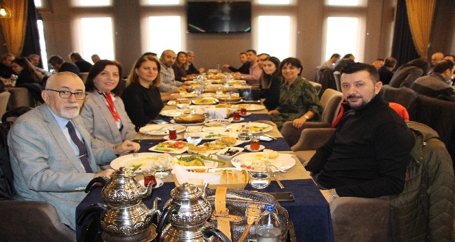 Trabzon Forum gazetecileri unutmadı