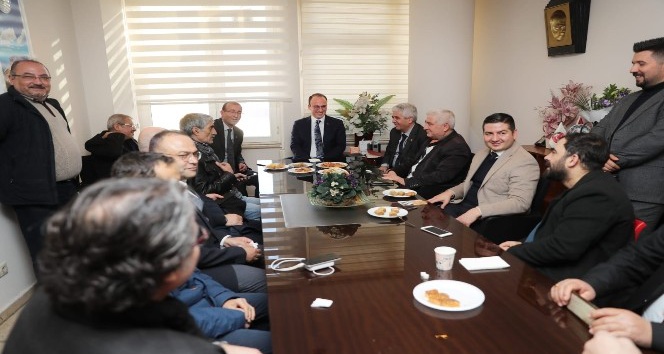 Pamukkale Belediye Başkanı Avni Örki gazeteciler ile bir araya geldi