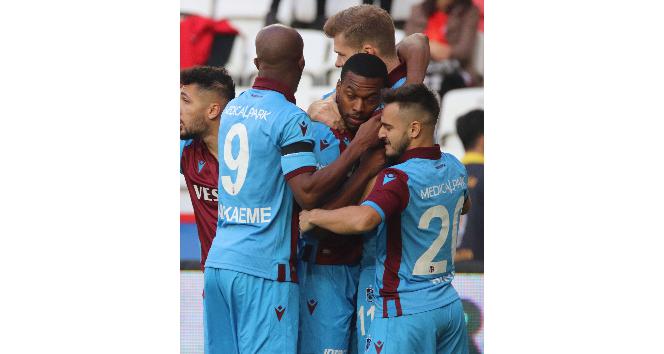 Trabzonspor’un forvet üçlüsü ikinci yarıyı iple çekiyor