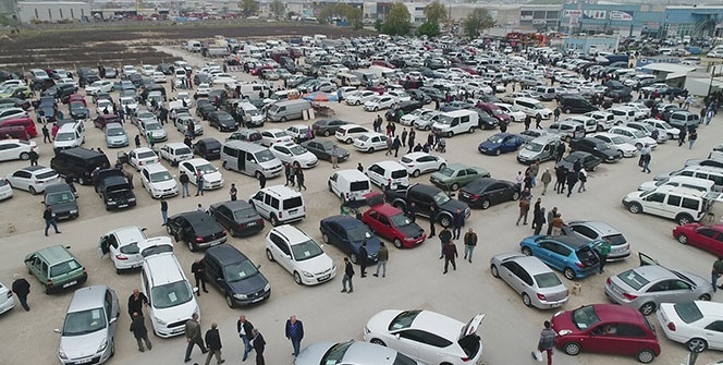 2020 model otomobillerin fiyatı uçtu, vatandaşlar 2. el oto pazarına akın etti
