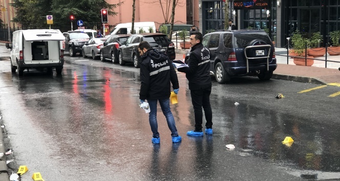 Esenyurt'ta sokak ortasında dehşet saçtılar