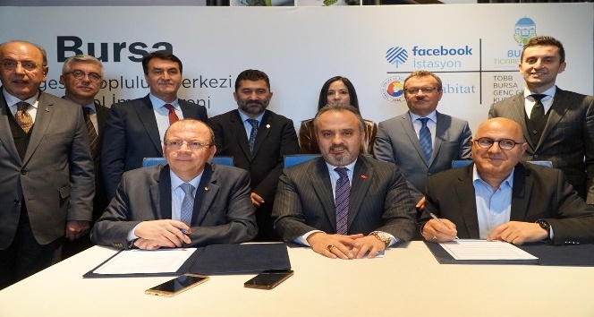 Bursa’da &quot;Facebook İstasyonu&quot; protokolü imzalandı